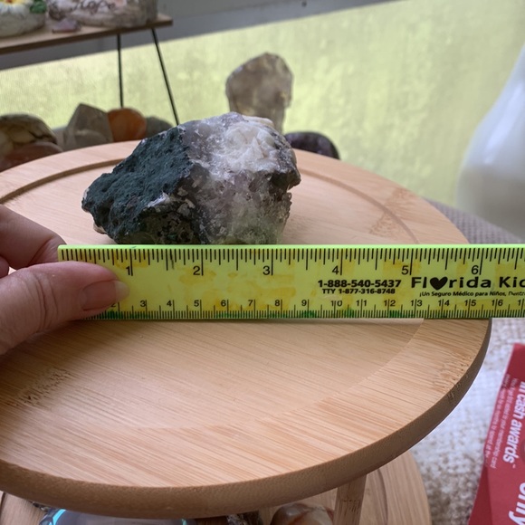 Brazilian Amethyst and calcite crystal - Picture 11 of 11